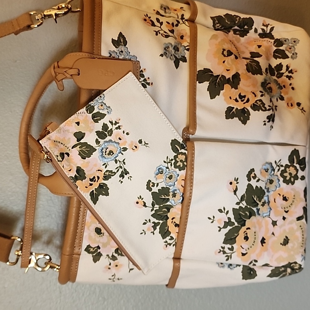 Levenger Women Floral Canvas Tote With Wristlet NWOT - Picture 9 of 13